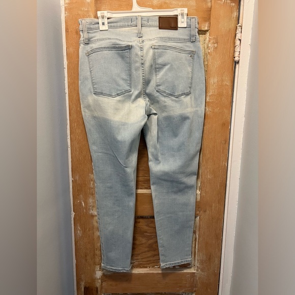 Madewell Acidwashed Skinny Jeans - Picture 3 of 4